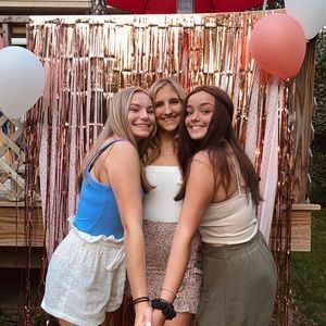 Meet your Posher, Reegan